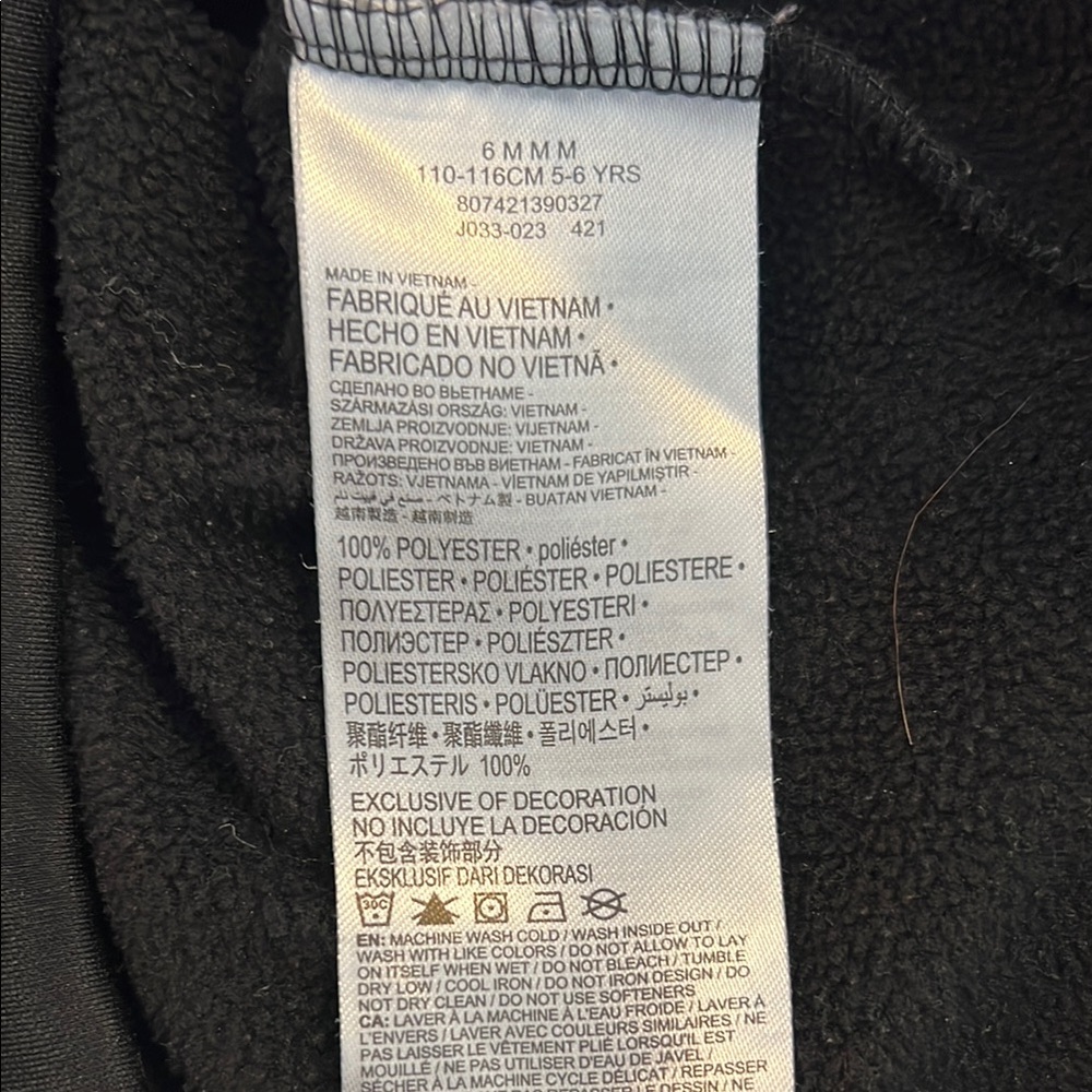 Nike Black Hoodie w/heart - Picture 7 of 9